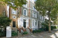 Victorian Villa Flat, Garden Views Near Kings Road - Chambres d'hôtes Londres
