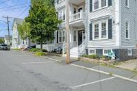 Historic Salem Getaway, Coastal Charm, 2 Bed 1 Bath - Ferienwohnung Salem