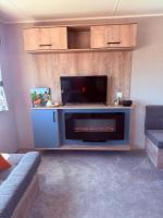 Brand New 8 berth Lakeside Holiday Home Tattershall Lake, 3 Bedrooms , Perfect for Families , Groups, Friends - Chambres d'hôtes Tattershall