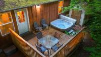 Twin Lakes Cabin - Bed and Breakfast Glacier