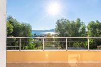 Radhima Sea View Studio Apt 9- Kitchen, Parking & Balcony - Ferienwohnung Vlora