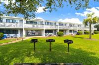 30A Beach Condo - Pool & Walk to Beach - Bed and Breakfast Santa Rosa Beach