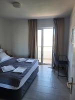 Apartments Patrik - Bed and Breakfast Stara Novalja