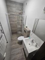Camera Doppia con Letti Singoli con Bagno Privato 
