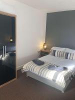 Kitchener House - B&B Selby