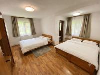 Familienzimmer mit Bad