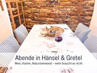 Hänsel & Gretel Fachwerkhaus mit Garten im Westerwald - Chambres d'hôtes Hundsdorf