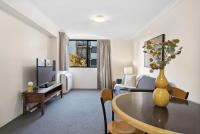 Leafy South Perth 1BR Apartment Walk to River & Ferry - B&B Perth