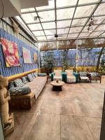 2BHK Bungalow in Kalyani Nagar by Velvet Stays - Chambres d'hôtes Pune