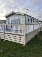 Stunning Caravan With Decking At Solent Breeze In Hampshire Ref 38088Sb - B&B Warsash