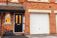 3-Bed House in Northwich, Parking Sleeps 6 - B&B Wallerscote