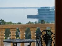 Apartamento de 3 dormitorios y vistas al mar