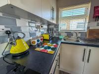 Lovely Chalet With Free Wi-Fi At Green Farm Park, Norfolk Ref 43395G - B&B Scratby