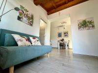 Da Nonna Annita - Alloggio turistico indipendente con parcheggio privato - B&B Marta