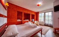Twin Room with View