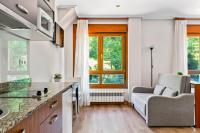 Studio (2 Adults)