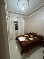 Large apartment 3 minutes from the beach - Ferienwohnung Fnidek