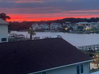 Salty Breezes - B&B Oak Island