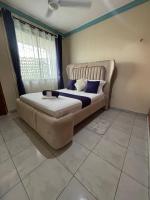 Relaxing 1BR with AC and free parking in Bamburi - Ferienwohnung Mombasa