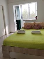 DIVESSA LUXURY STUDIO, self check-in non-stop, privacy - Chambres d'hôtes Arad