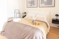 Modern Stylish Apartment - Isola & Central Station - B&B Milan
