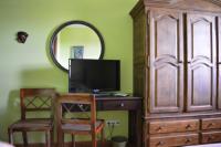 Chambre Lit Queen-Size - Vue sur Jardin