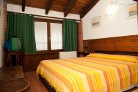 Chambre Double ou Lits Jumeaux avec Salle de Bains Privative