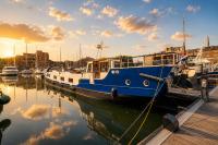 Historic Dutch Barge, Idyllic location - Ferienwohnung London