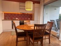 Quiet & Homely Raadi Apartment near Tartu Centre - Bed and Breakfast Raadi