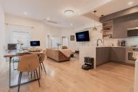 Spacious and Stylish 2Bd with Washer near Train - B&B Brooklyn