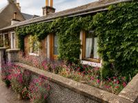 Ivy & Ink Cottage - Ferienwohnung Inverness
