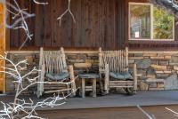 Rustic Pine- Secluded Mountain Retreat Near Zion National Park - B&B Orderville