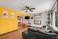 Cozy Gem Near Bike Trails & Downtown Pets OK - B&B Colorado Springs