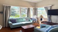 Twin Dolphins 1 - Lifestyle Yamba - B&B Yamba
