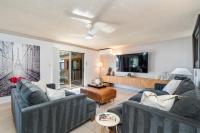 Bayside King Pad - Bed and Breakfast Hervey Bay