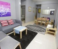 Putra Harmoni Putrajaya (Tiny Suite, 3 AC Bedrooms, 1 Bath, WiFi, Ground Floor) by MRK - Chambres d’hôtes Putrajaya