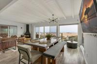 Beachfront Condo on A LowKey Beach - B&B Sunset Beach