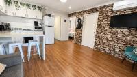 Peaceful Parkside Oasis Walk to Beach & CBD - B&B Bunbury