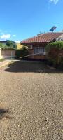 Ditshane Guesthouse - B&B Gaborone