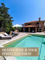 Holiday House Ursa with heated pool - B&B Krk