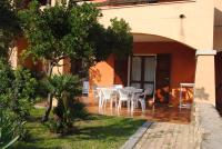 Apartamento con vistas al jardín