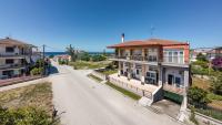 BnB Living Apartments by RentalsPro - Nea Flogita Halkidiki - Bed and Breakfast Néa Flogitá