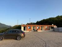 Apartments Zevs Pobrdje - B&B Kotor