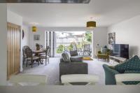 Milford Street - 5 Bed Holiday Home - Saundersfoot - Bed and Breakfast Saundersfoot