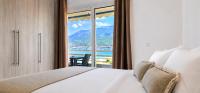 Esperides Pearl Luxury Seafront Apartment by DM Hospitality - B&B Loutráki