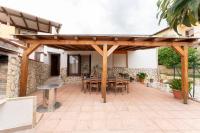 Mari e Sciuri Holiday Home - B&B Mandra Capreria