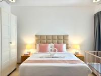 Spacious 1BR Apt on JBR Beach near Mall & Metro - By Sunkissed Holiday Homes - Ferienwohnung Dubai
