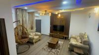 Stylish 3 Bedroom Apartment in Enugu with Fast WiFi, A C, power - Chambres d'hôtes Enugu