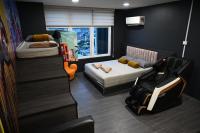 Family Studio