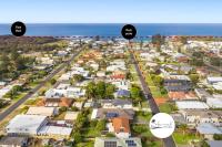 Tropical Family Haven Near Beach and Rock Pools - B&B Eneabba